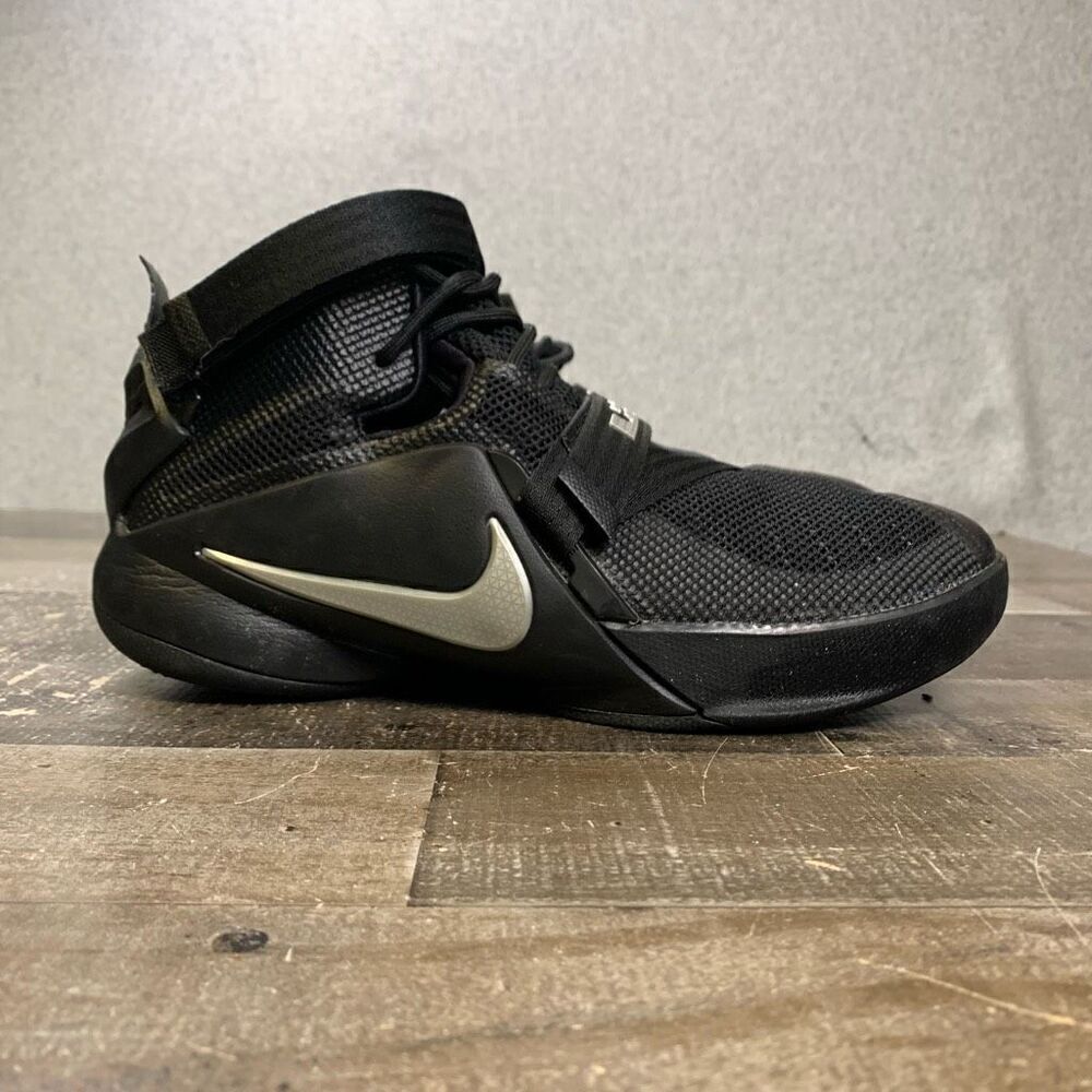 NIKE LEBRON 13 ELITE Boys 7Y Basketball Shoes black athletic gorpcore